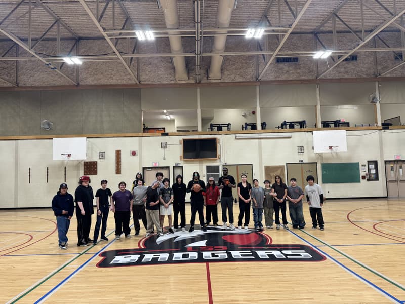 The whole Lillooet clinic group at centre court in the Badgers gym