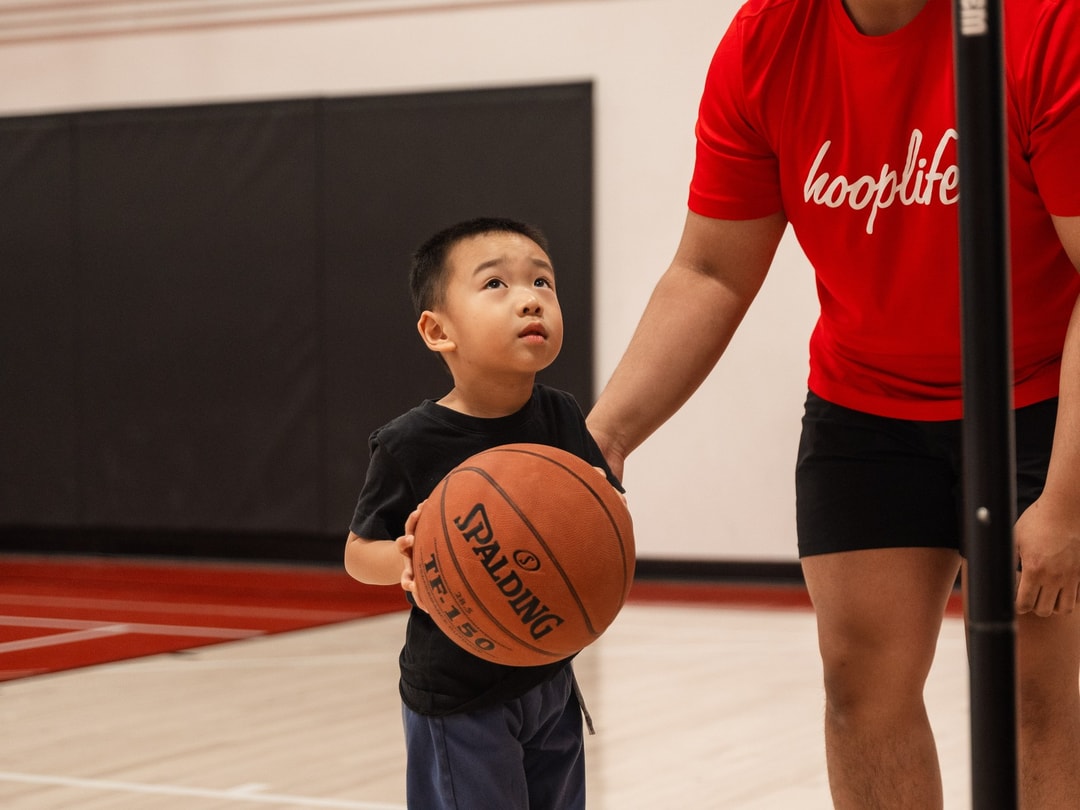 A Young Stars player lining up their first shot