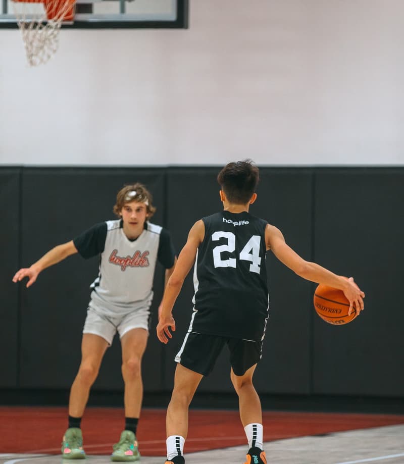 A HoopLife League player defending one-on-one